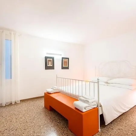 Апартаменты Atoliving Greci Венеция