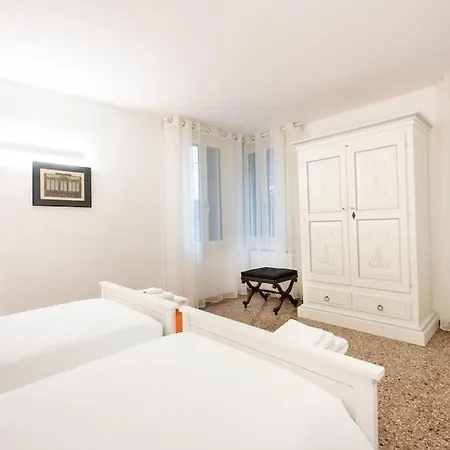 Atoliving Greci Apartment *